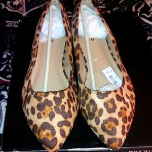 Animal print flat